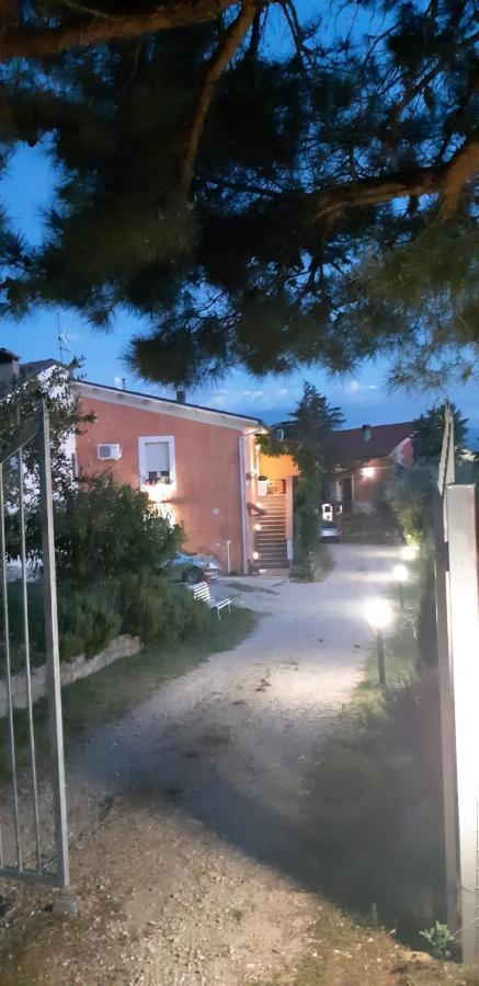 Bed and Breakfast Il Glicine Кьети Экстерьер фото